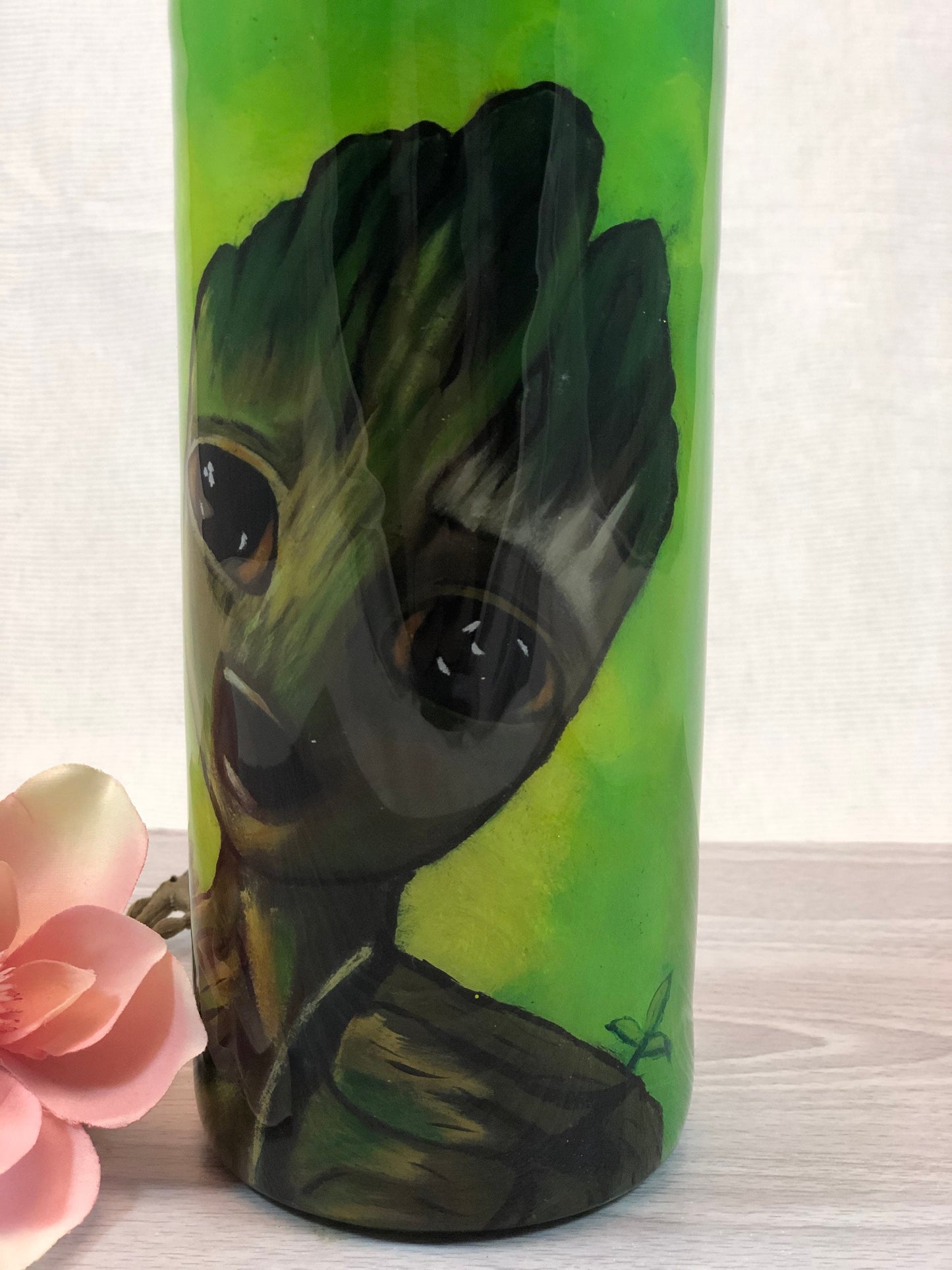 18 oz Hand Painted Baby Groot Hydro Sport Bottle