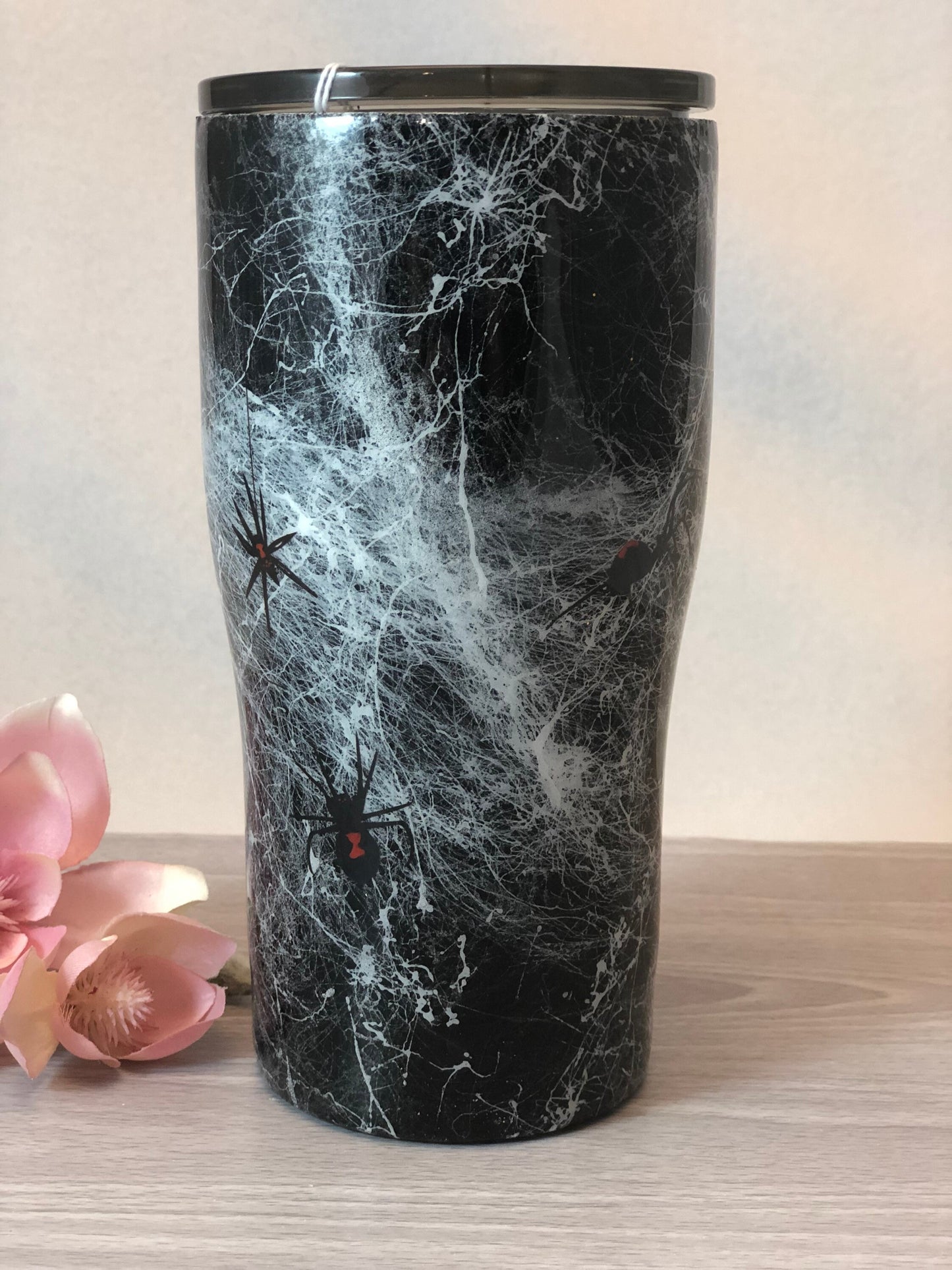 20 oz Black Widow Spider Web Spooky Tumbler