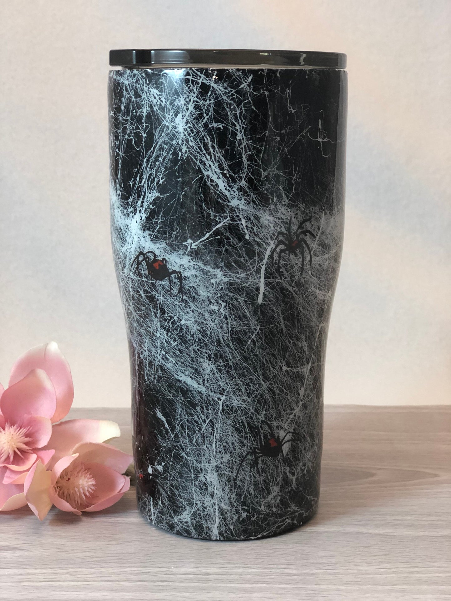 20 oz Black Widow Spider Web Spooky Tumbler
